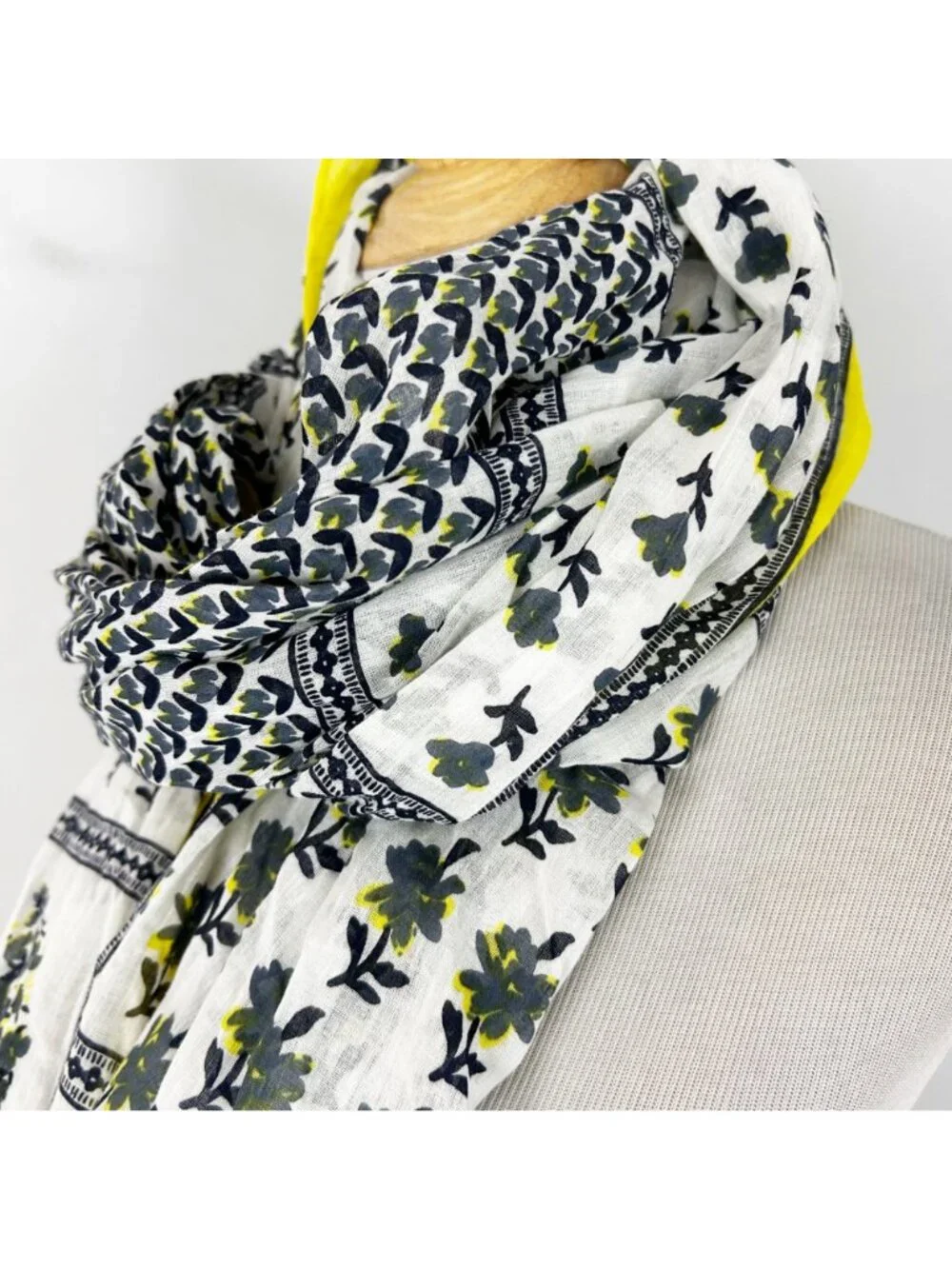 LOFT Spring Floral Neck Scarf with Tassels Women's